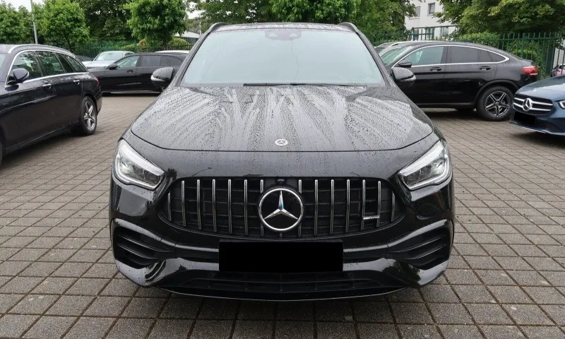 Mercedes-Benz GLA 45 AMG S 4Matic+ =AMG Night= Panorama/Dist Image 1