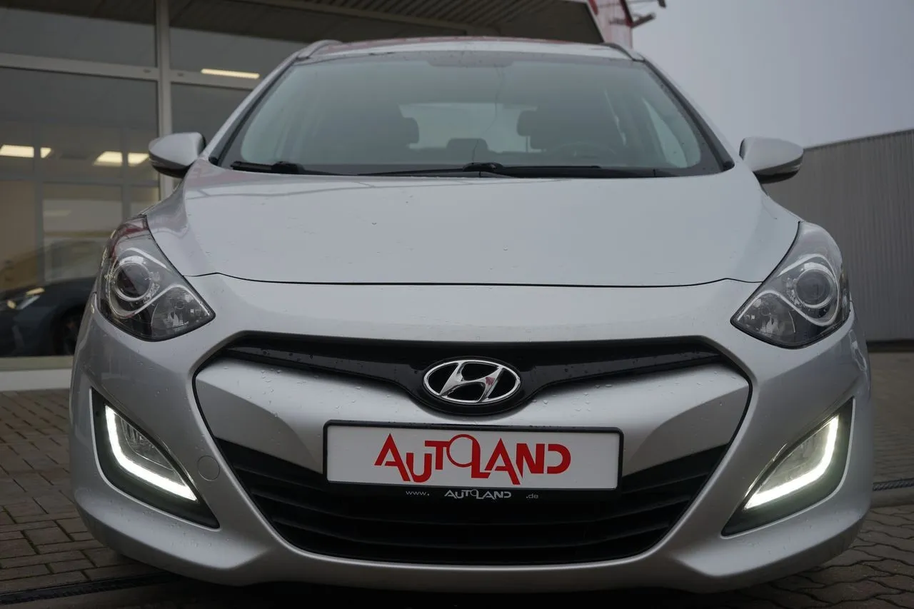 Hyundai i30cw 1.6 GDI FIFA World Cup...  Image 5