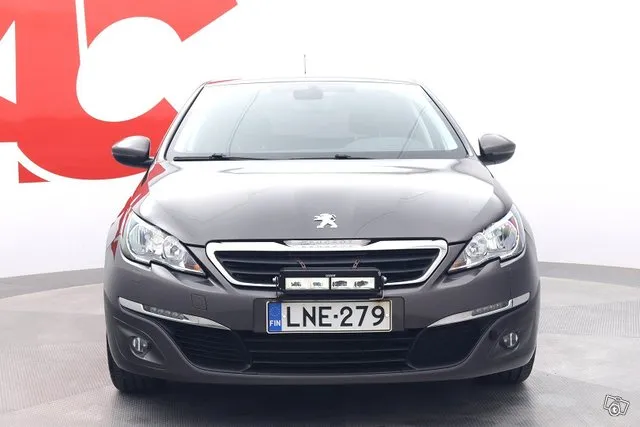 Peugeot 308 SW Active PureTech 130 - / Lohkolämmitin- ja sisäpistoke / Tutka takana / Autom. ilmastointi / Kattava huoltokirja Image 8