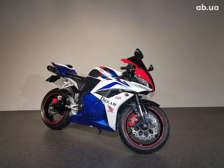 Honda CBR Image 8